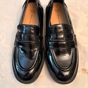 Time and Tru Shiny Black womensLoafers